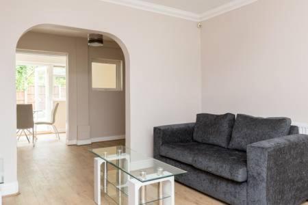 Solihull/Nec/Airport 3 Bedroom Semi-Detached House バーミンガム エクステリア 写真