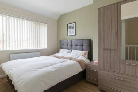 Solihull/Nec/Airport 3 Bedroom Semi-Detached House バーミンガム エクステリア 写真