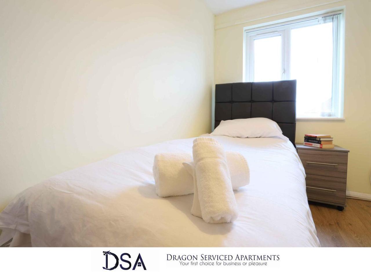 Solihull/Nec/Airport 3 Bedroom Semi-Detached House バーミンガム エクステリア 写真